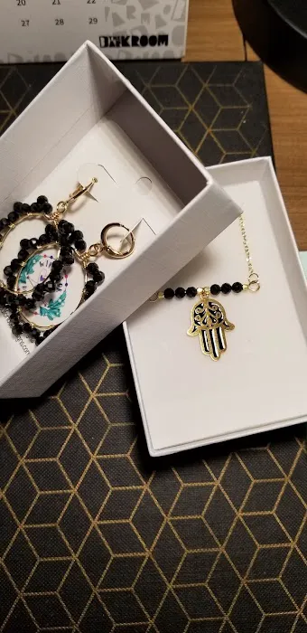 Wired For Love Designs Jewelry Studio 4