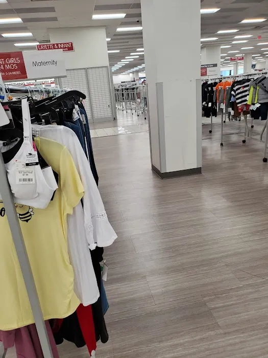 KAY Outlet 4