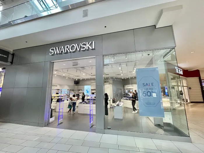 Swarovski 4
