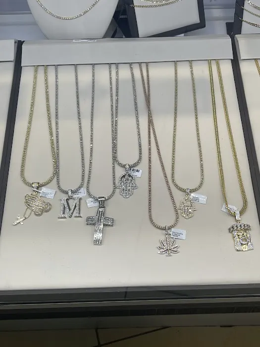 Diamond Crown 4
