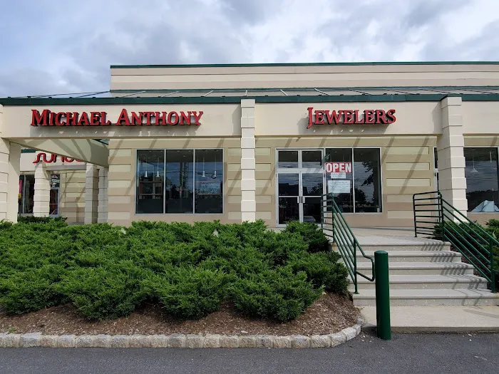 Michael Anthony Jewelers 4