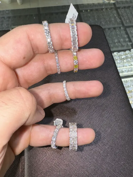Bekdas Jewelers 4