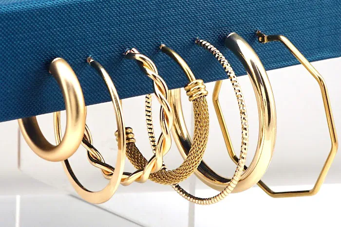 TrendyWholesale.com 4