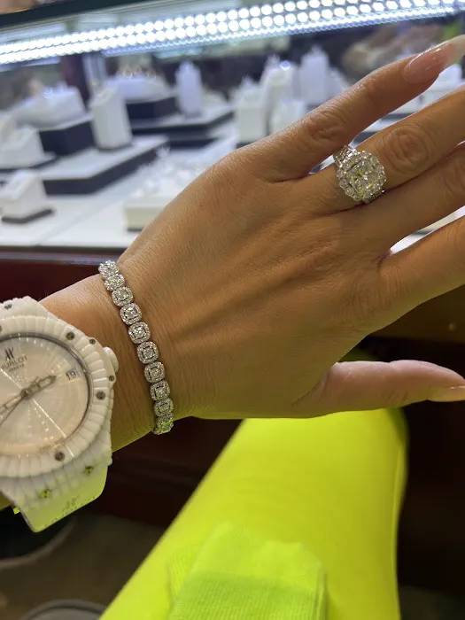 Eric Jewelry 4
