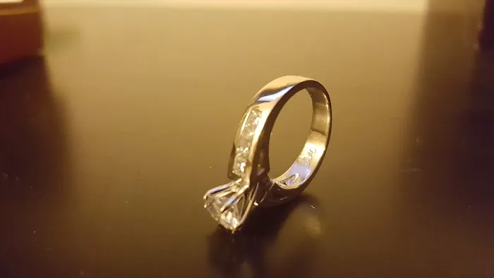 Unique Jewelers Inc 4