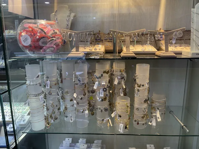 Malsons Jewelers 4