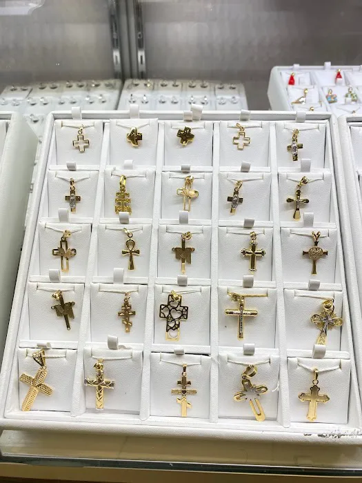Modern Designs Jewelry 4