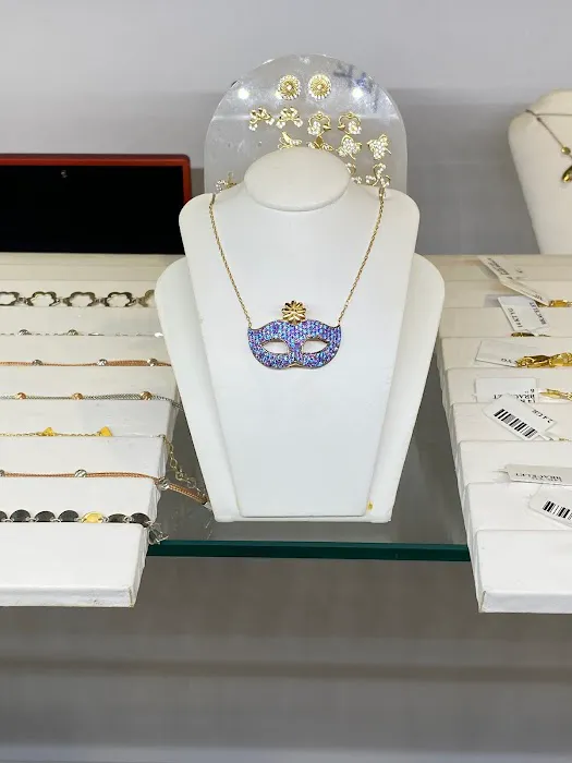 Modern Designs Jewelry 4