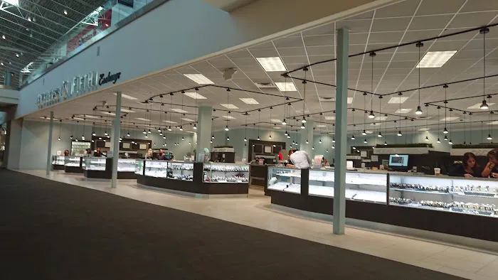 Jewelers on Fifth Jewelry Exchange 4