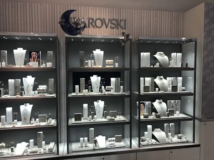 Swarovski Willowbrook Mall 4