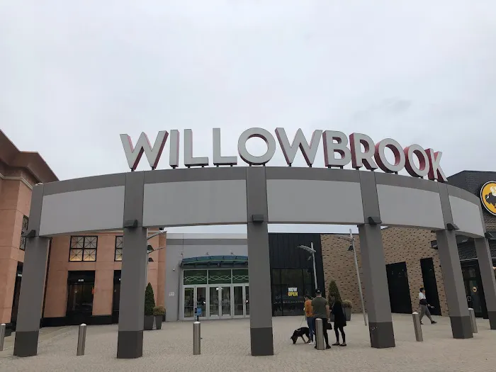 Swarovski Willowbrook Mall 4