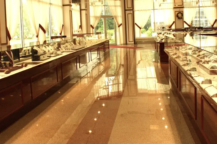 MA Jewelers Inc 4