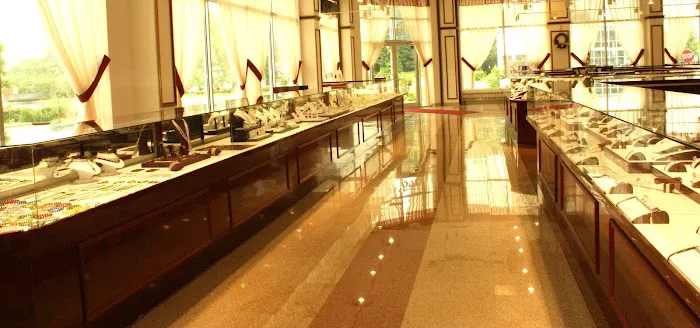 MA Jewelers Inc 4