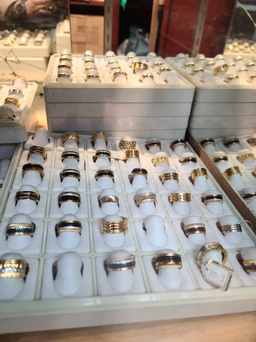 Pyramids Jewelry 4