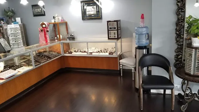 Lou's Jewelers 4