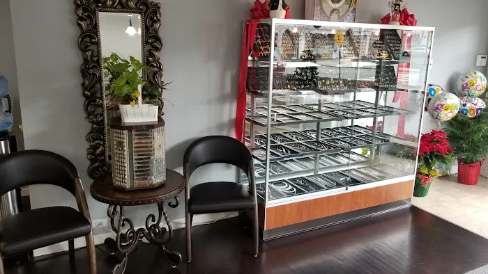 Lou's Jewelers 4