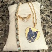 Rena's Jewelry ico