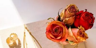 ROSE GOLDEN