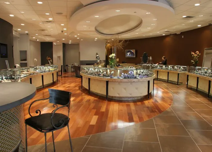 Leo Fasseas Jewelers 4