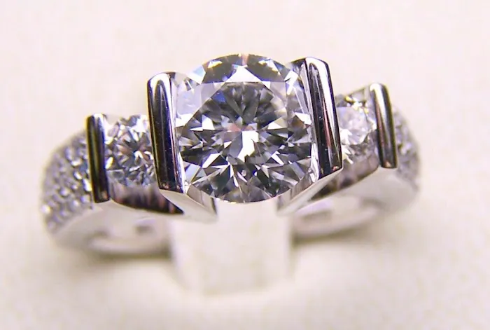 Guida Jewelers 4