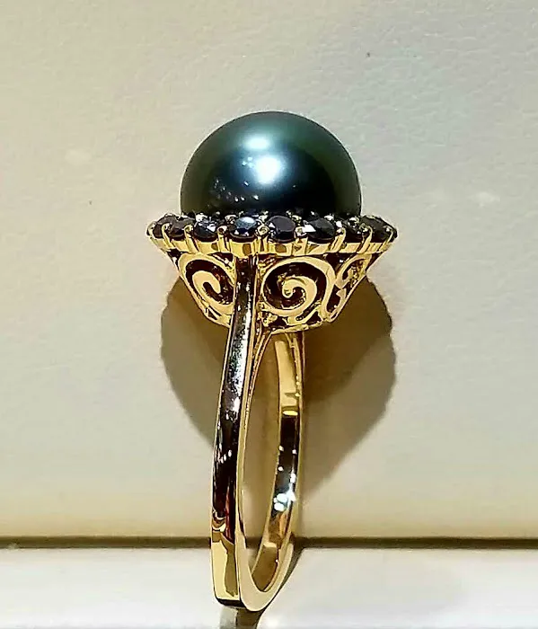 Nando's Jewelers 4