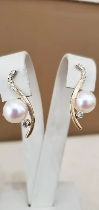 Nando's Jewelers 4