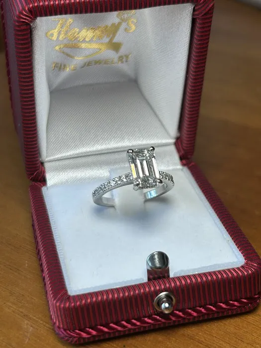 Henry's Fine Jewelry 4