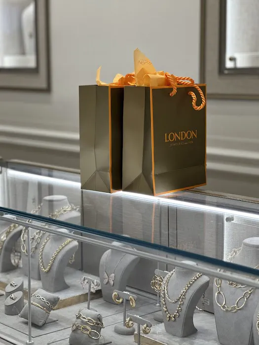 London Jewelers - The Mall at Short Hills 5