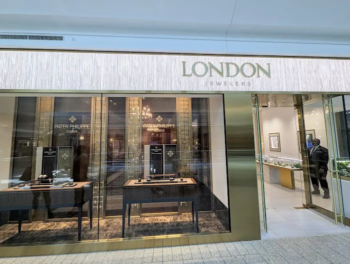 London Jewelers - The Mall at Short Hills 5