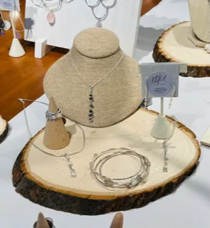 KATHLEEN LITTLE, handcrafted jewelry | metalsmith 4