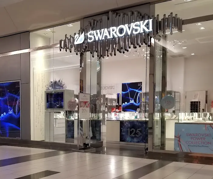 Swarovski 4