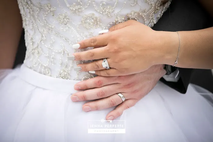 Robert Anthony Jewelers 4