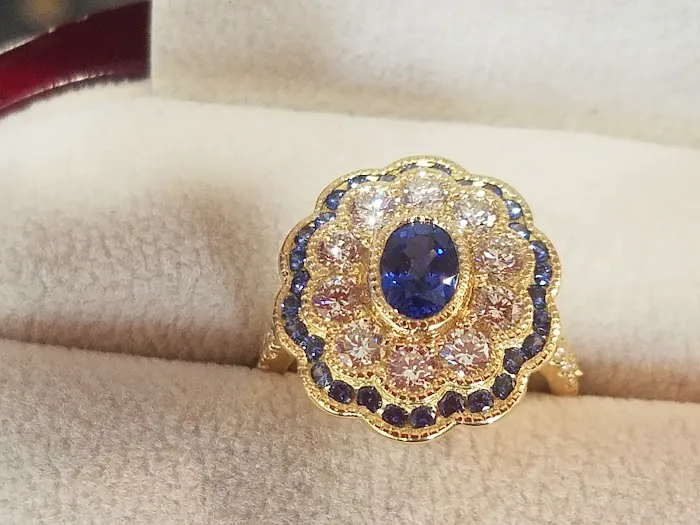 A M Jewelers Inc 4