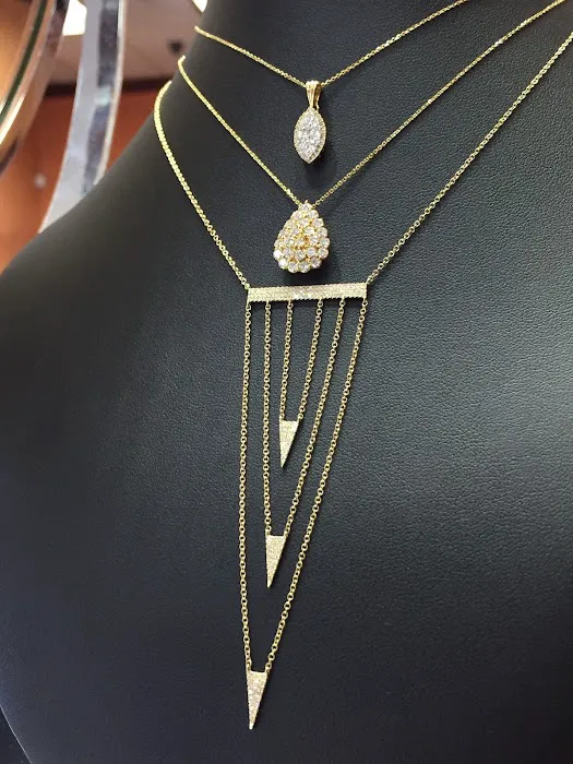 Amir Jewelry Inc 4