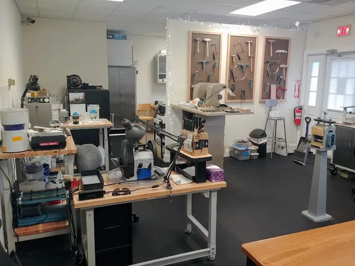 E. Christopher and Sons Metalsmith Studio 4