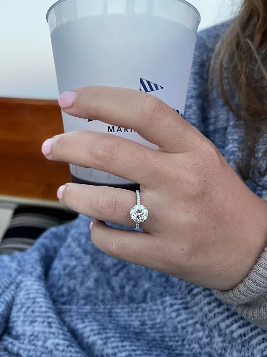 Henry's Fine Jewelry 5