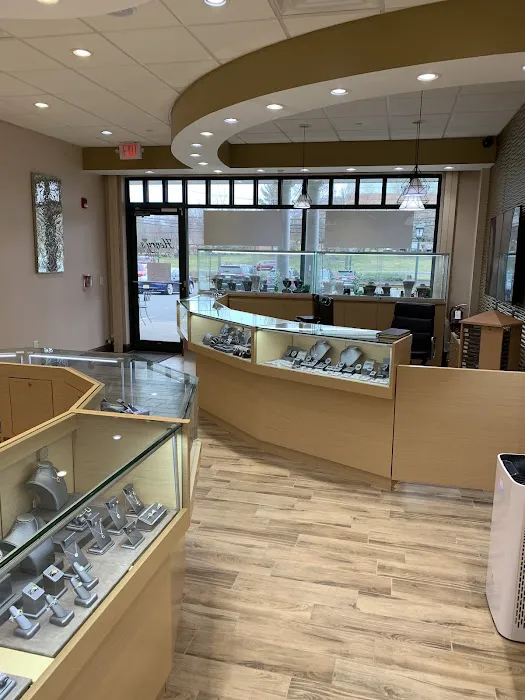 Henry's Fine Jewelry 5