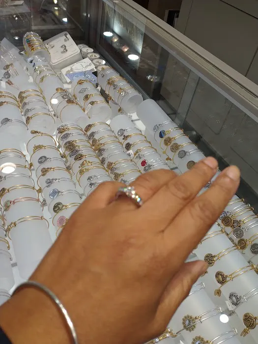 Mahtani Jewelers 4