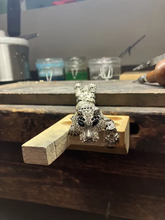 Albert the Jeweler 4