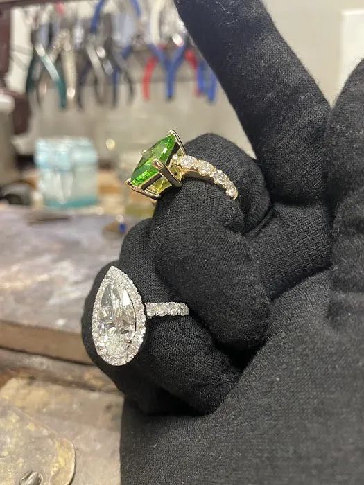 Albert the Jeweler 4