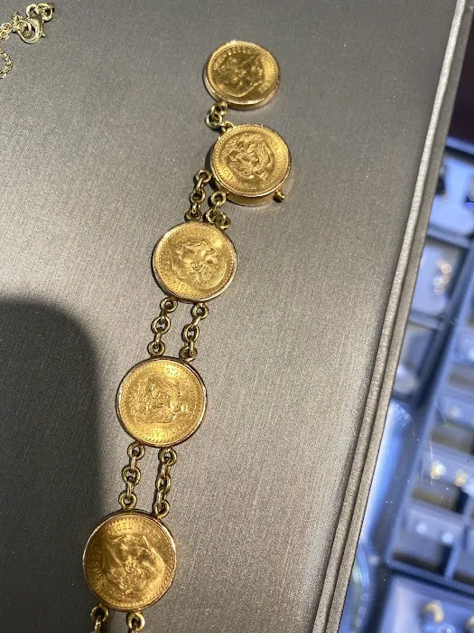 Albert the Jeweler 4