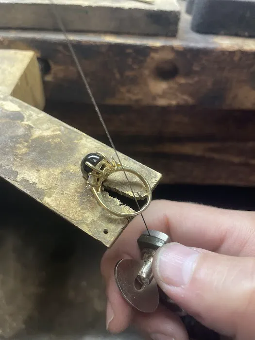 Albert the Jeweler 4