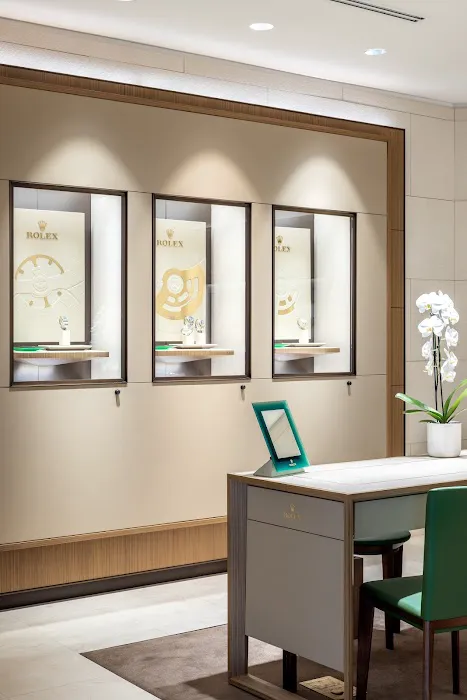 Roman Jewelers 5