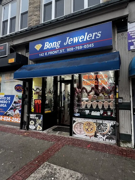 Bong Jewelers 4