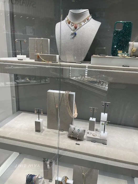 Swarovski 5