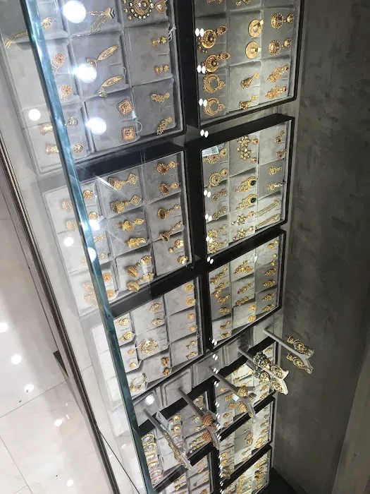 Tanishq Jewellers - New Jersey 5