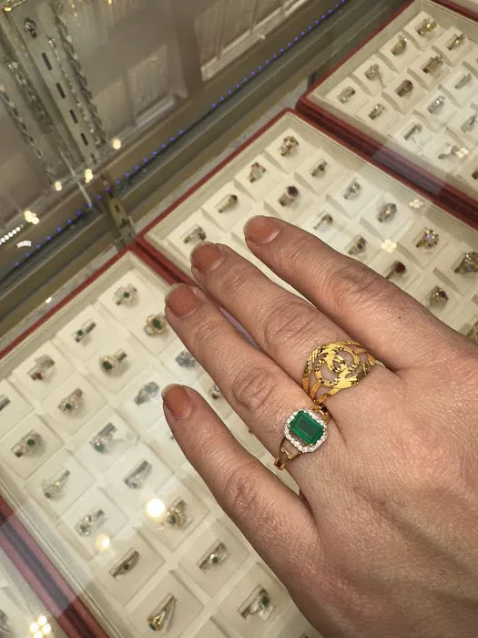 Suhag Jewelers 5