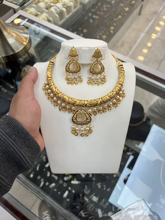 Preet Jewelers 5