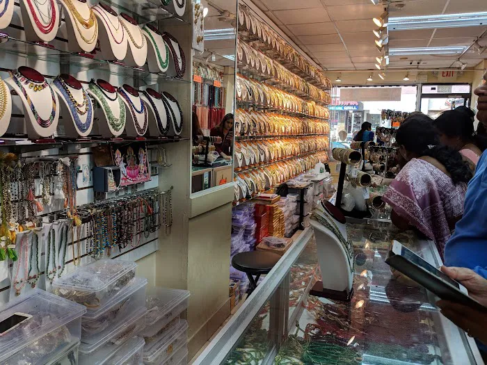 Coral & Beads Gallery 5
