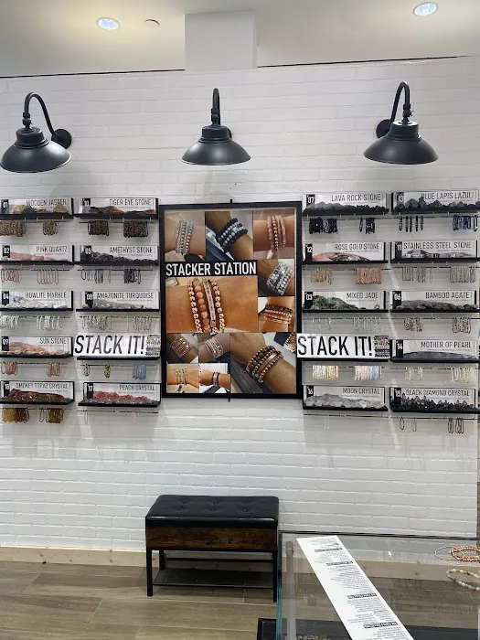 Inspiration Co at Palisades Center Mall 4